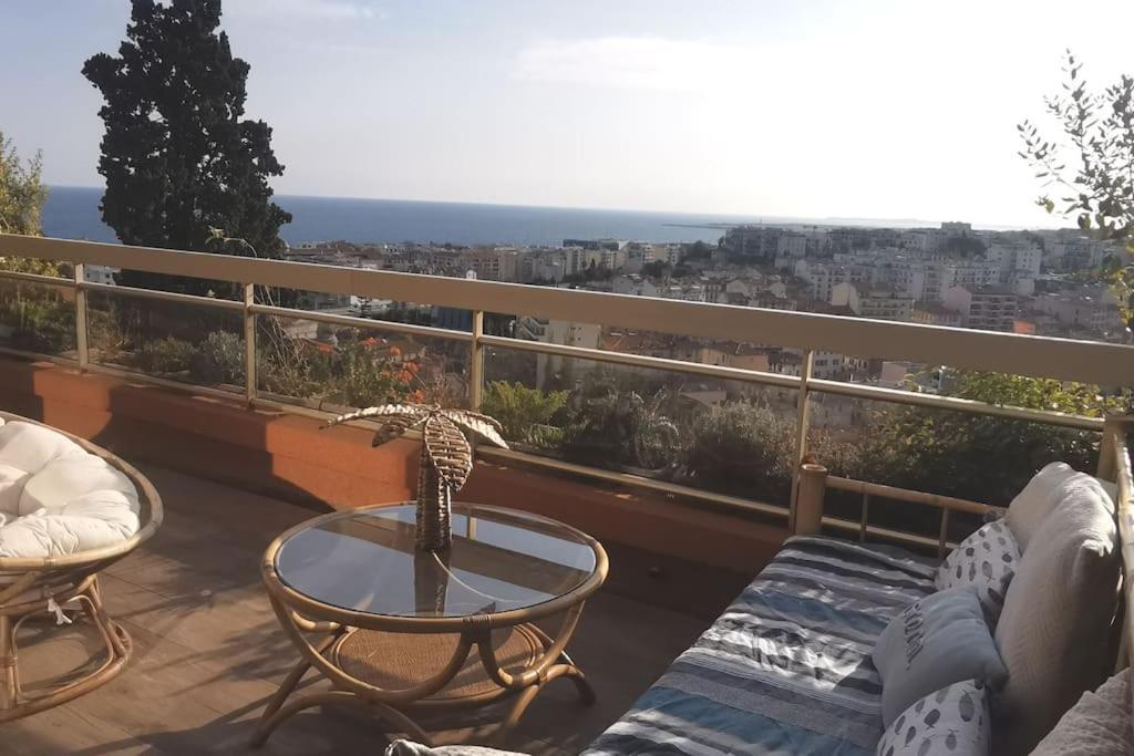 Appartement Nice Centre Vue Mer Avec Piscine Pour Famille, Couple D'Amis Pas De Groupes De Jeunes Autorises Extérieur photo